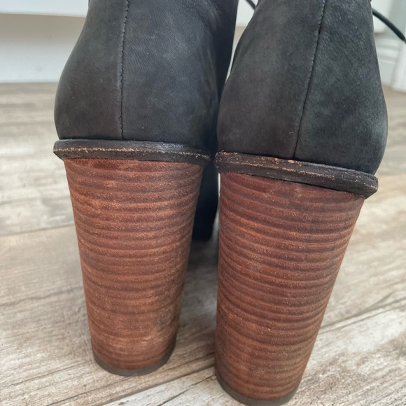 Dolce Vita Jada suede gray heel booties Sz 9.5 - Picture 8 of 12